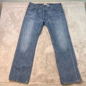 Levis 501 Jeans Relaxed Straight Leg Mens Size 38x32 Button Fly 100% Cotton